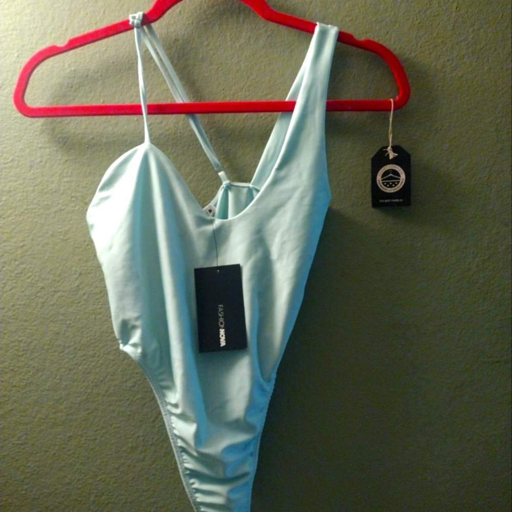 SOLD VIA EBAY "can't stop thinking" bodysuit 🌸